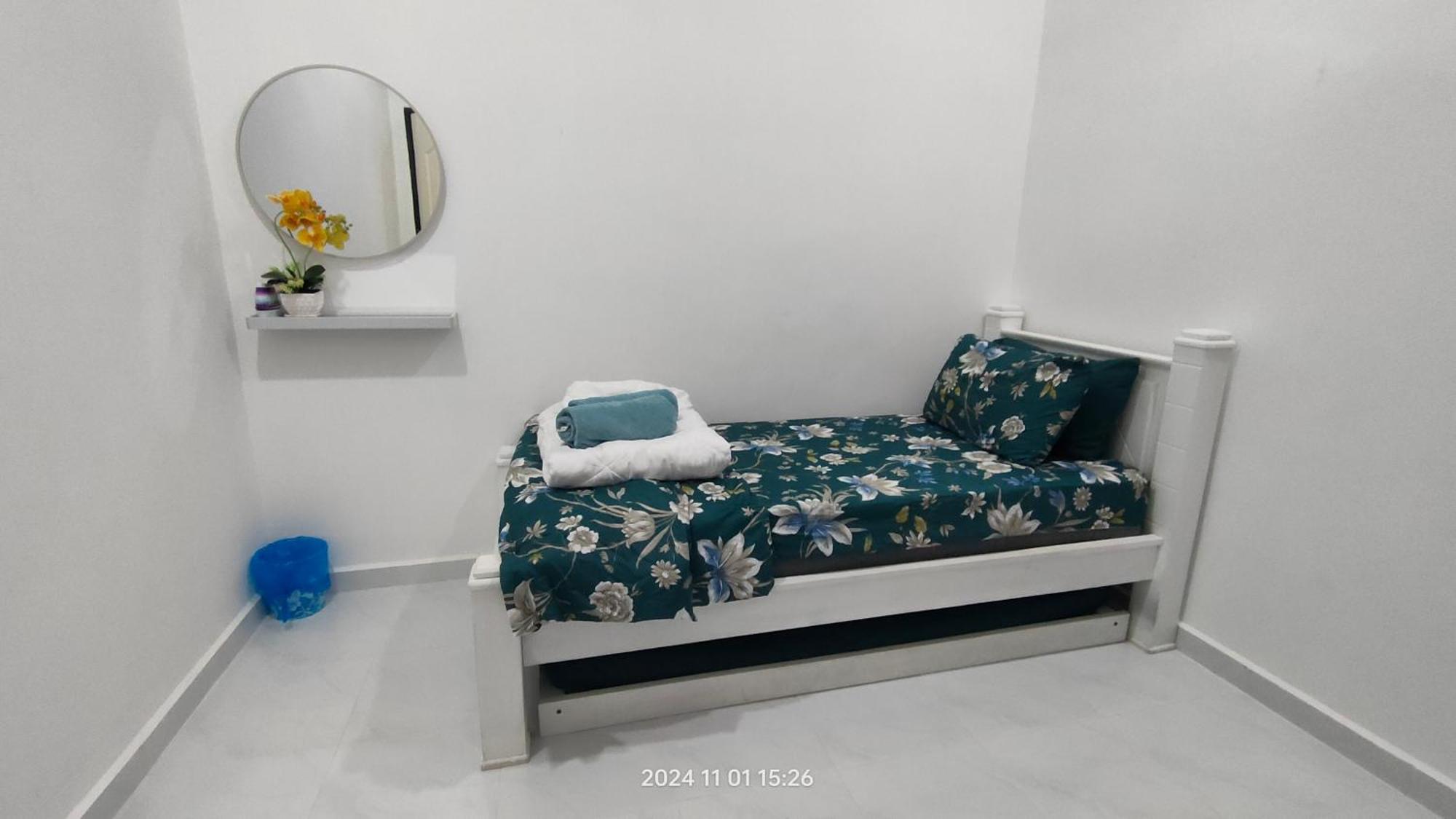 Hadeera Minimalis Family Homestay Kuala Terengganu Eksteriør billede